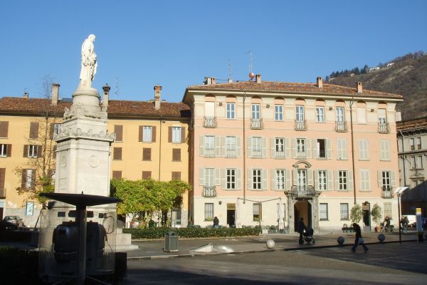 Plinius (Como)